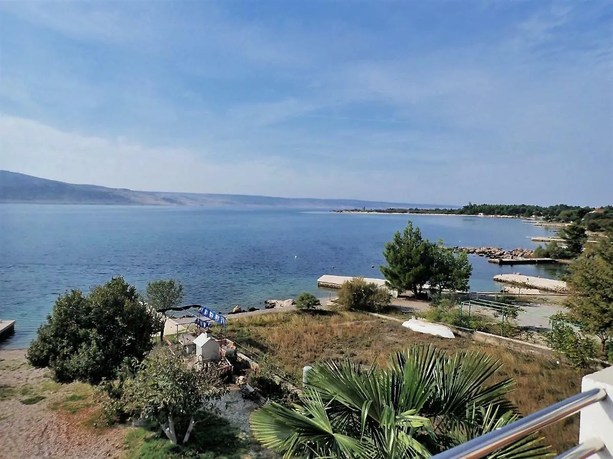 Apartments Maestral- On The Beach Seline