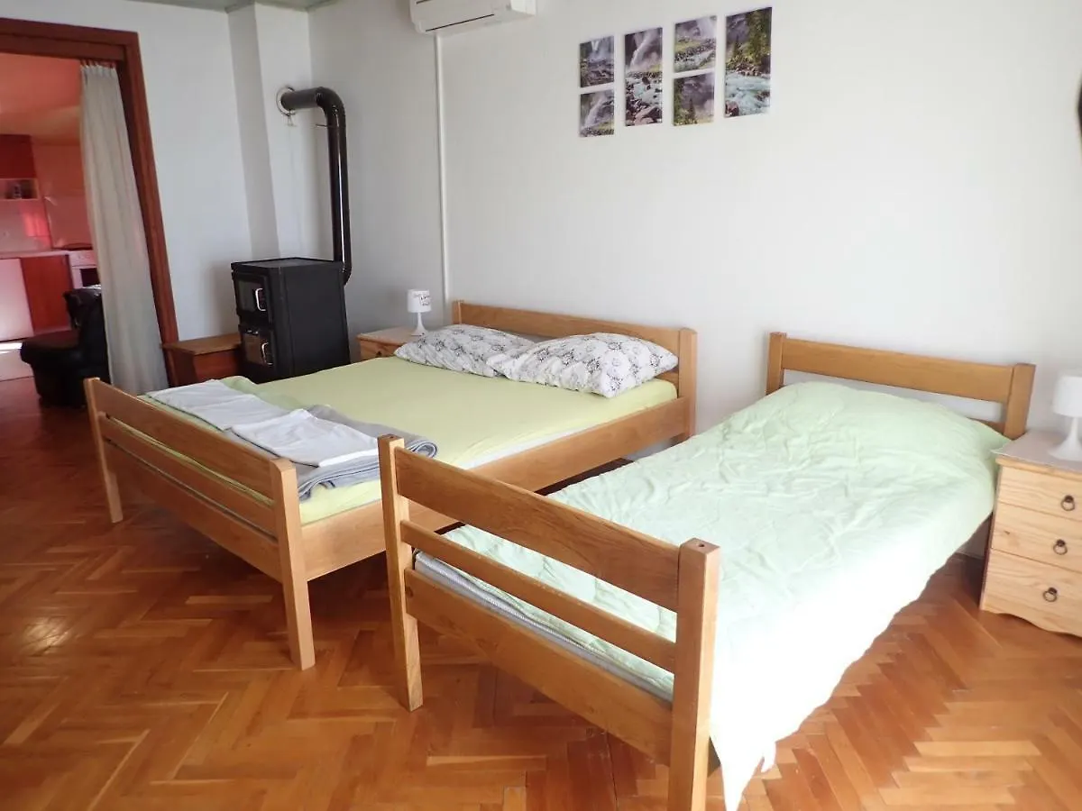 Apartments Maestral- On The Beach Seline